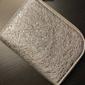 Mansur Gavriel Compact Zip Wallet - Crackled Silver Leather